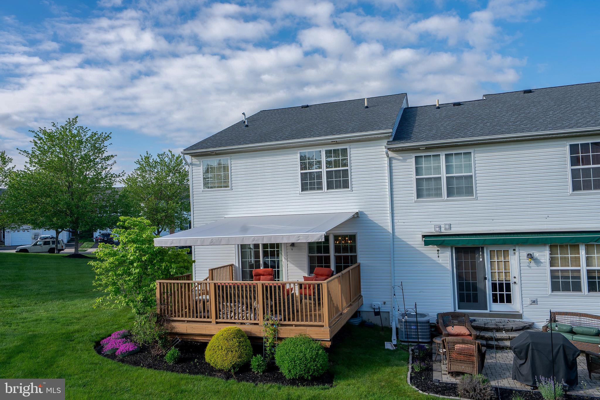 SUMMER LEA - Residential