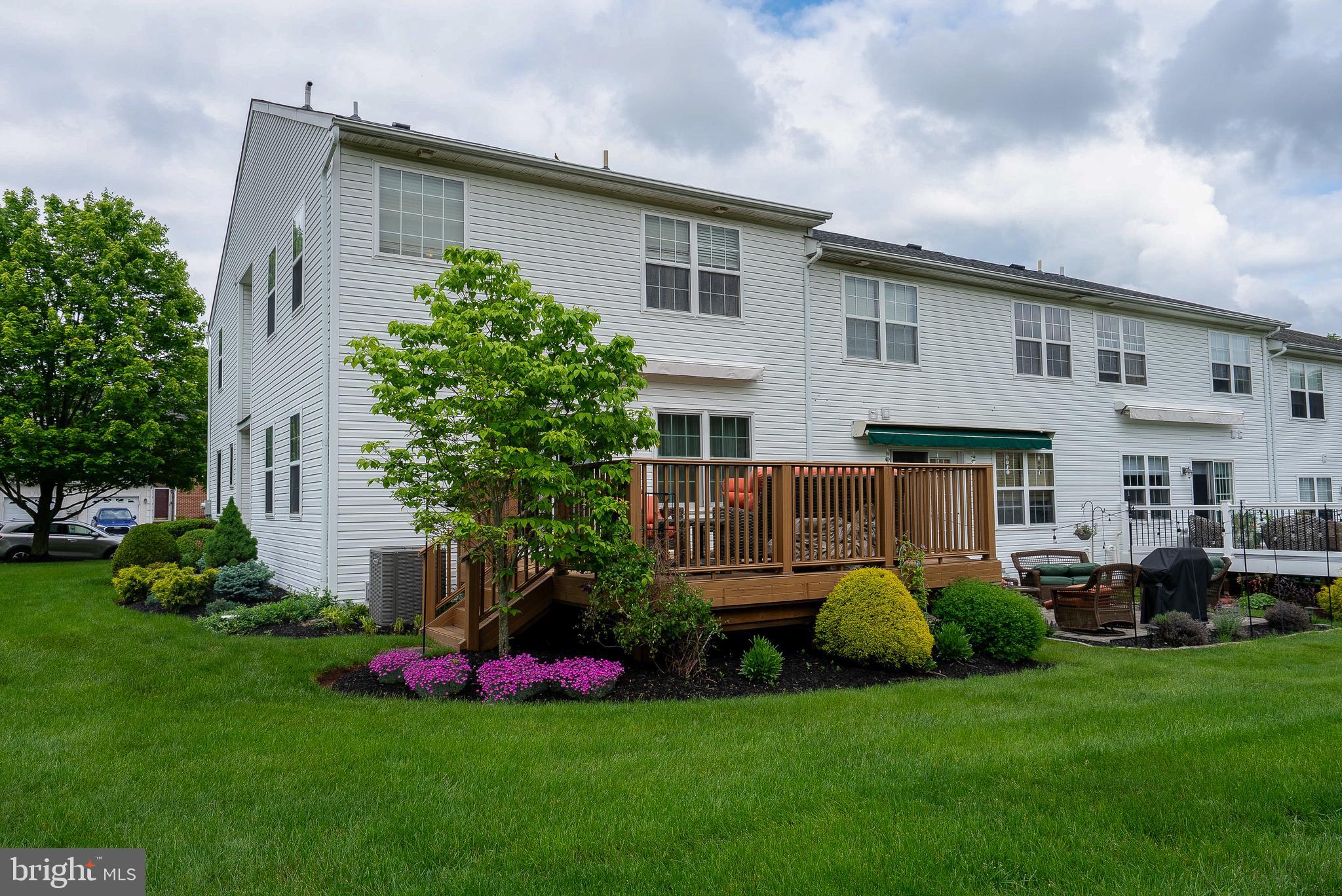 SUMMER LEA - Residential