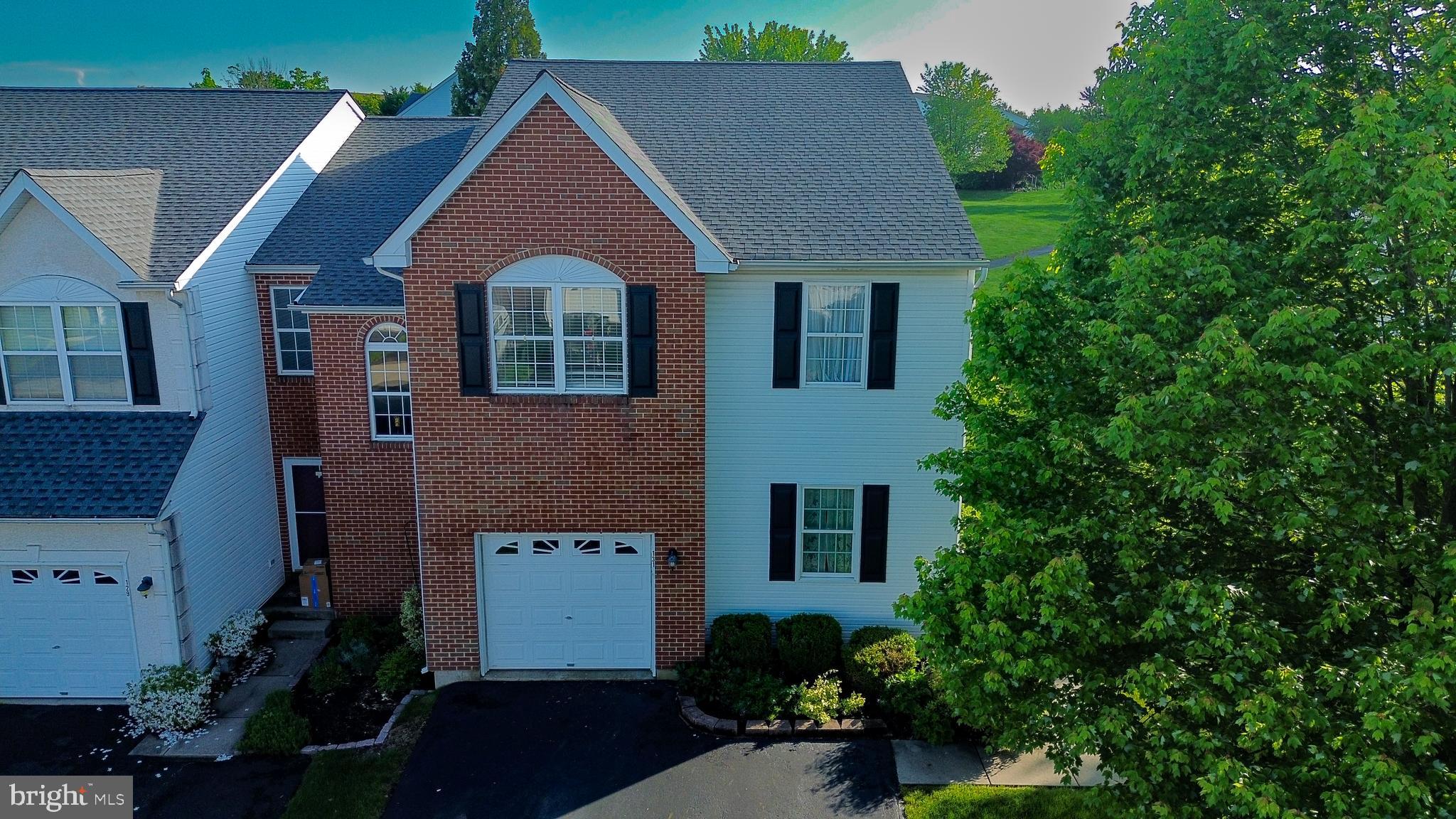 SUMMER LEA - Residential