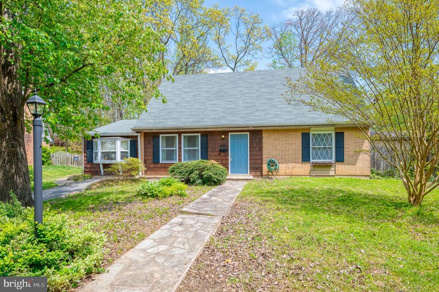 ** Multiple offers received. Highest and best offers are due Sunday 05/08/22 at 6pm. Sellers will make final decision Monday morning 05/09/22**  WELCOME HOME TO THIS ADORABLE CAPE COD! 3 BEDROOMS AND 2 BATHROOMS. FIRST FLOOR PRIMARY SUITE. KITCHEN HAS CERAMIC TILE, STAINLESS STEEL APPLIANCES AND AMPLE COUNTERTOP SPACE. SEPARATE DINING ROOM. LAUNDRY ON MAIN LEVEL. COVERED PATIO OFF REAR. PRIVACY FENCE AROUND LARGE REAR YARD. DRIVEWAY HAS AMPLE SPACE FOR AT LEAST 2 CARS. GREAT LOCATION! NICE NEIGHBORHOOD!