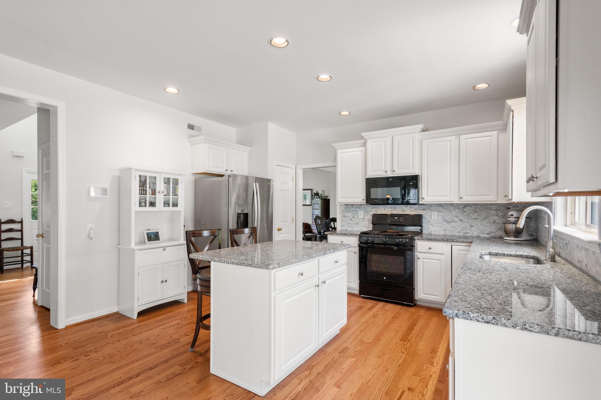 102 BROOKHAVEN LANE