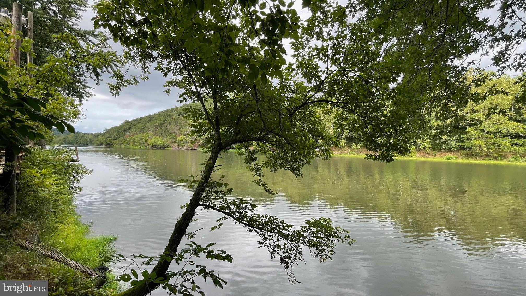 POTOMAC RIVER HILLS - Residential