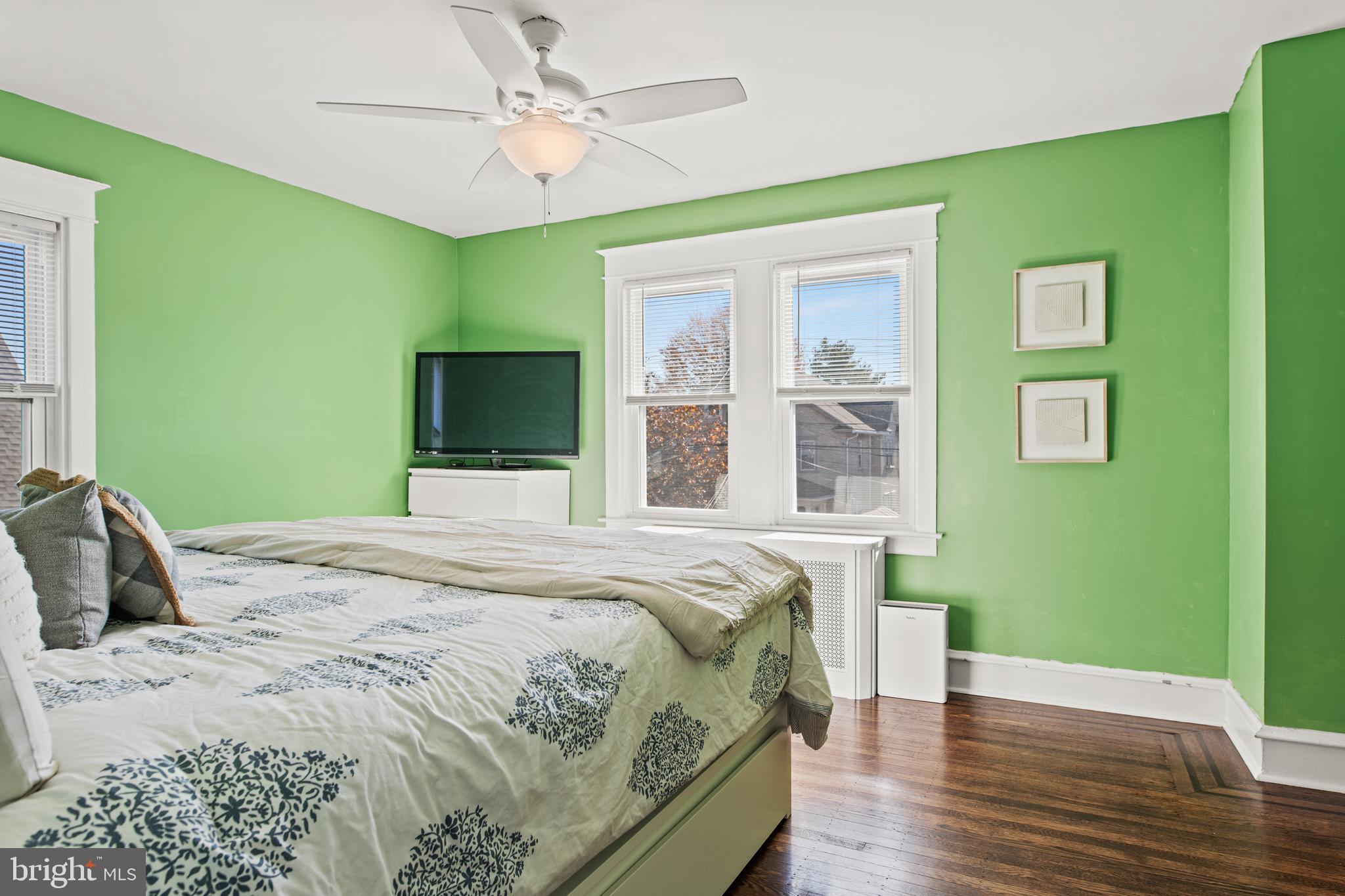 OAKMONT - Residential