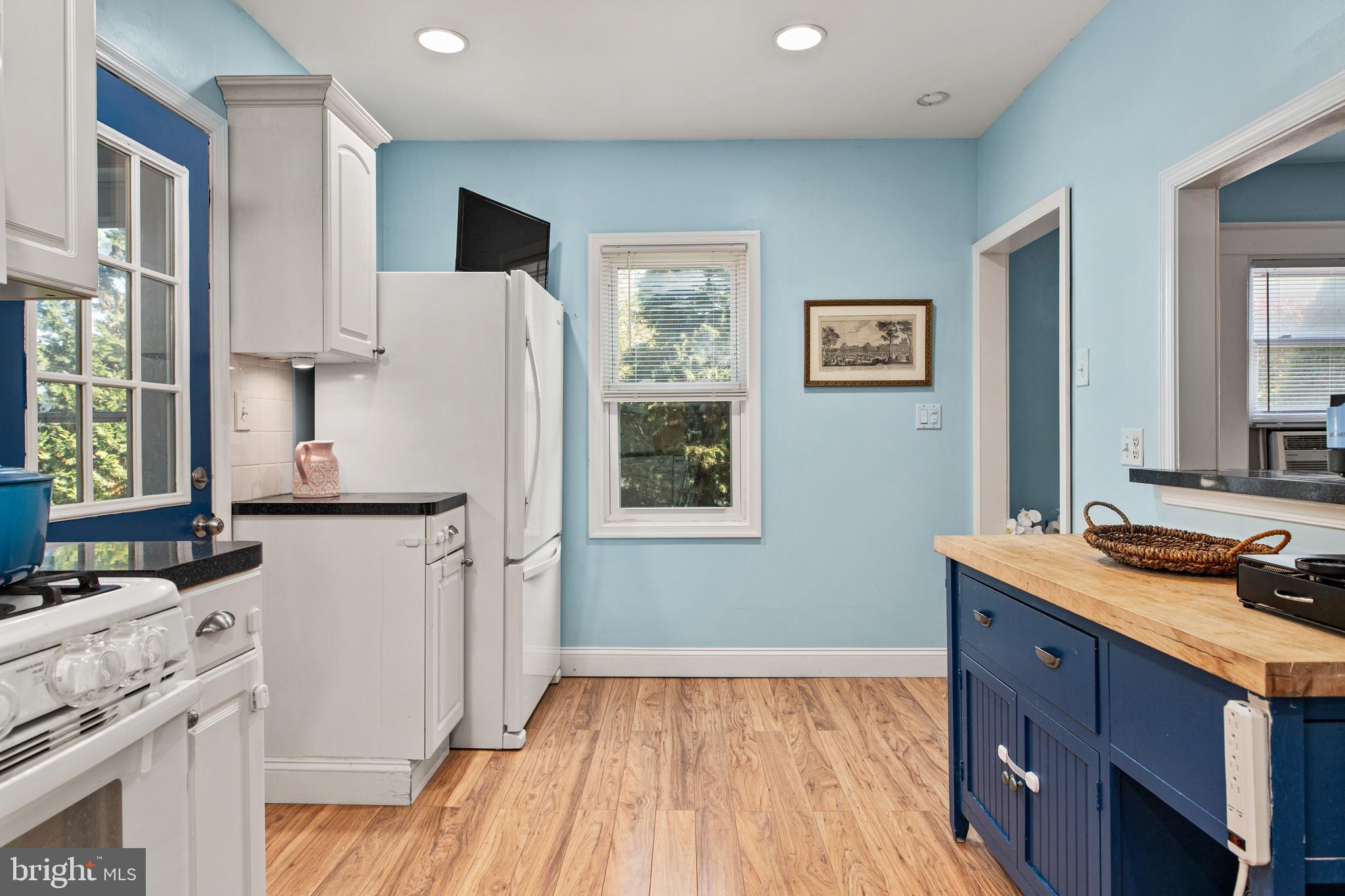 OAKMONT - Residential