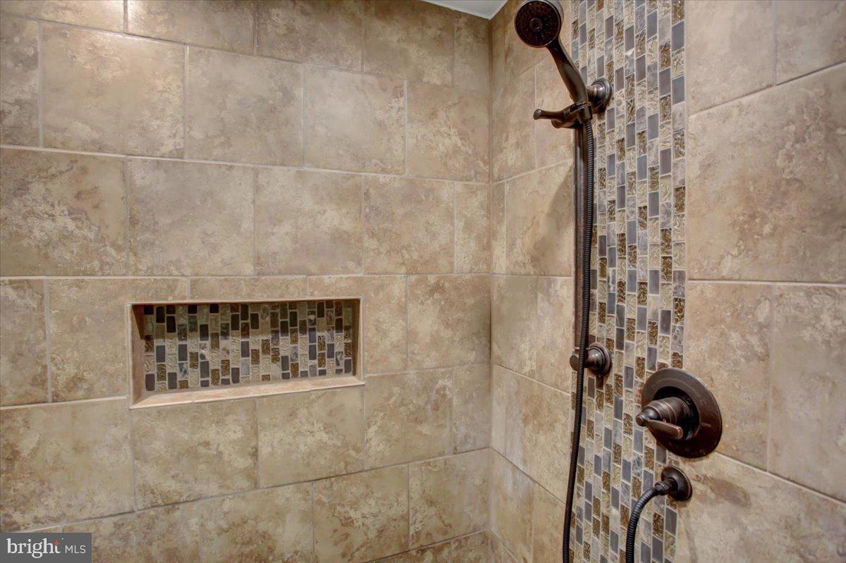 SPRING VALLEY - Residential