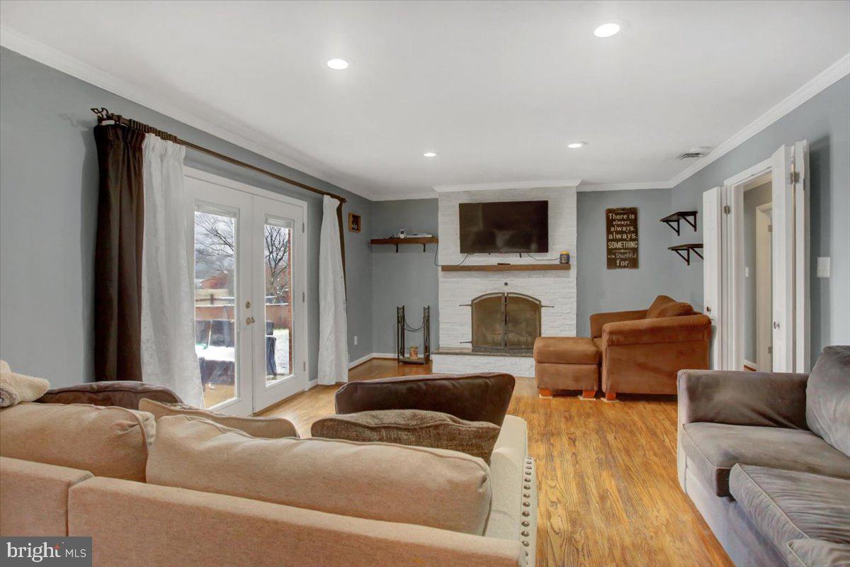 SPRING VALLEY - Residential