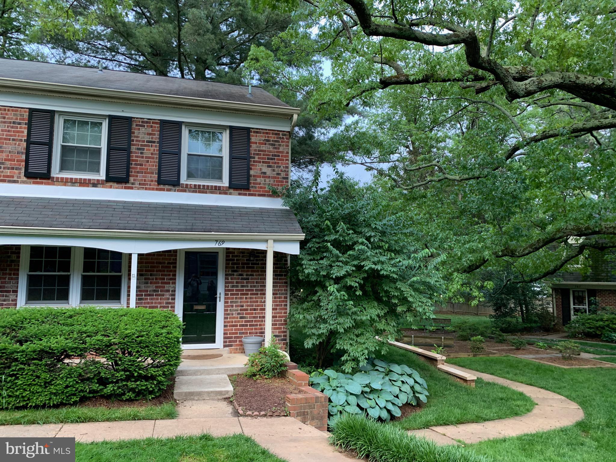 REGENT SQUARE - Residential