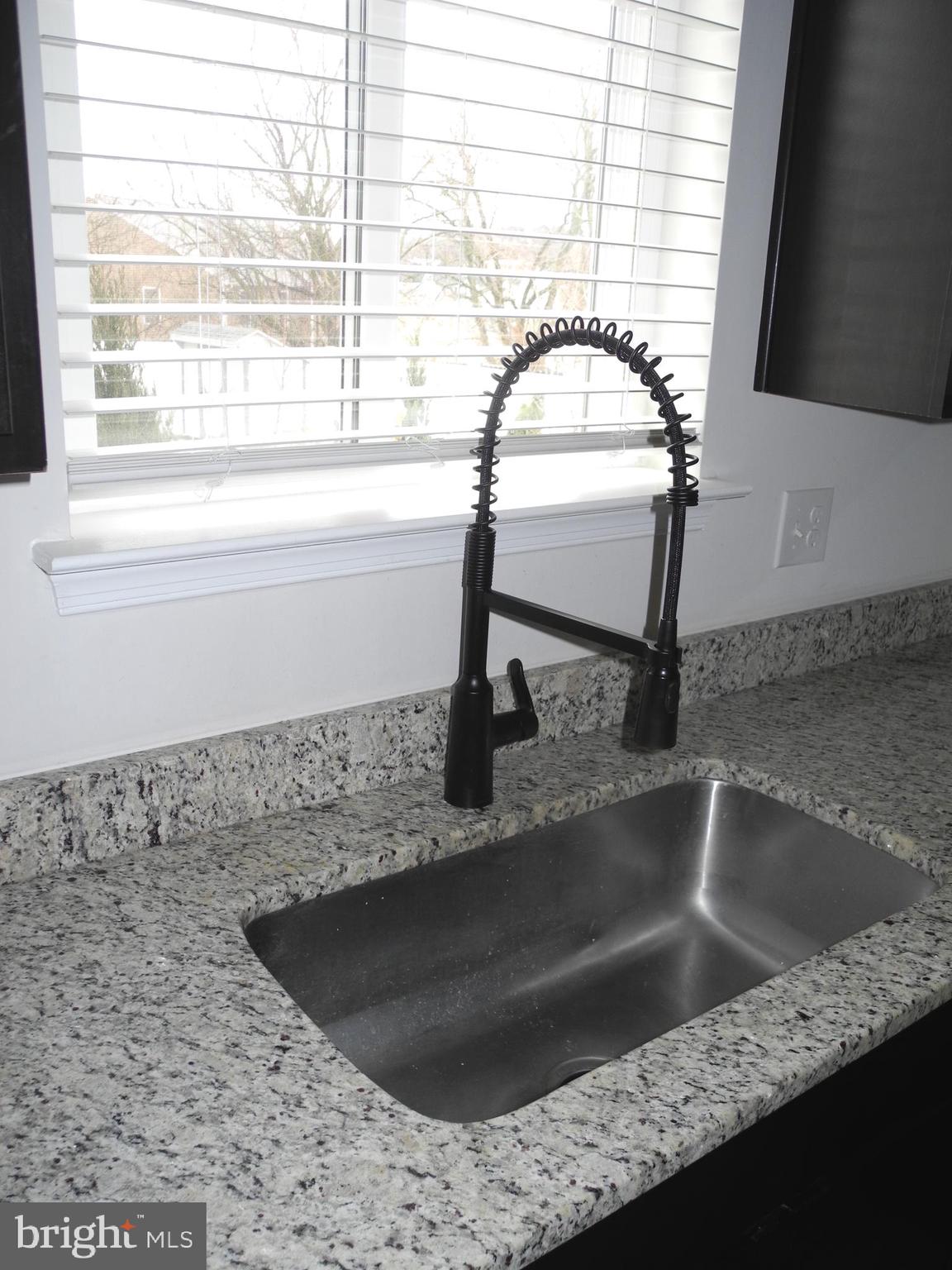 11216 CROSS FIELDS DRIVE