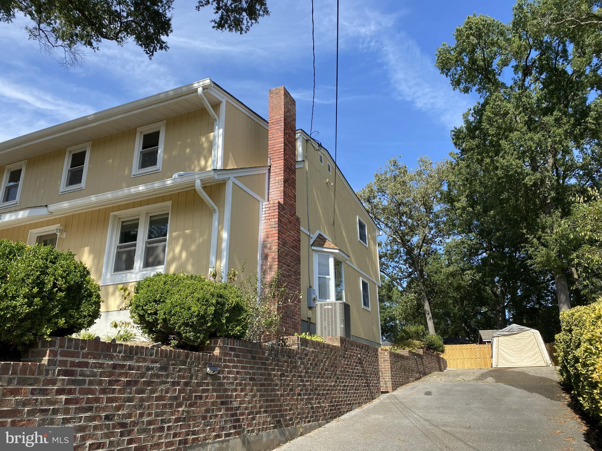 5116 IROQUOIS STREET