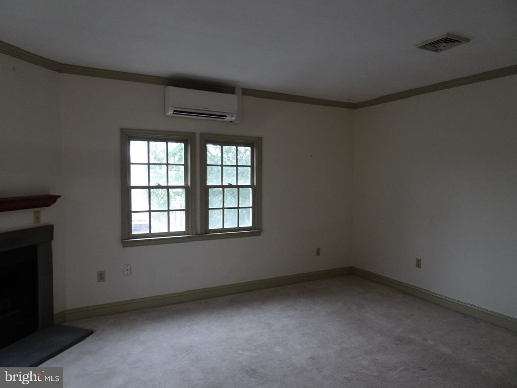 Photo of 222 Delaware St. St #1, NEW CASTLE, DE 19720 (MLS # DENC2095334)