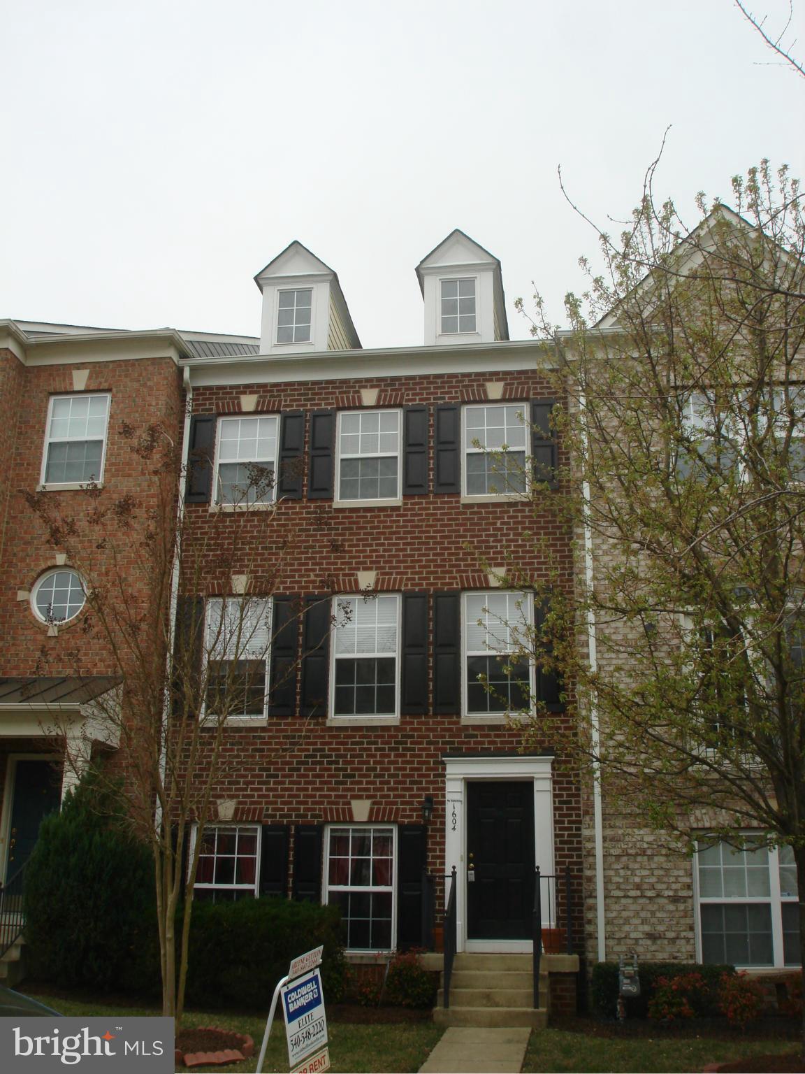 VILLAGE OF IDLEWILD - Residential Lease