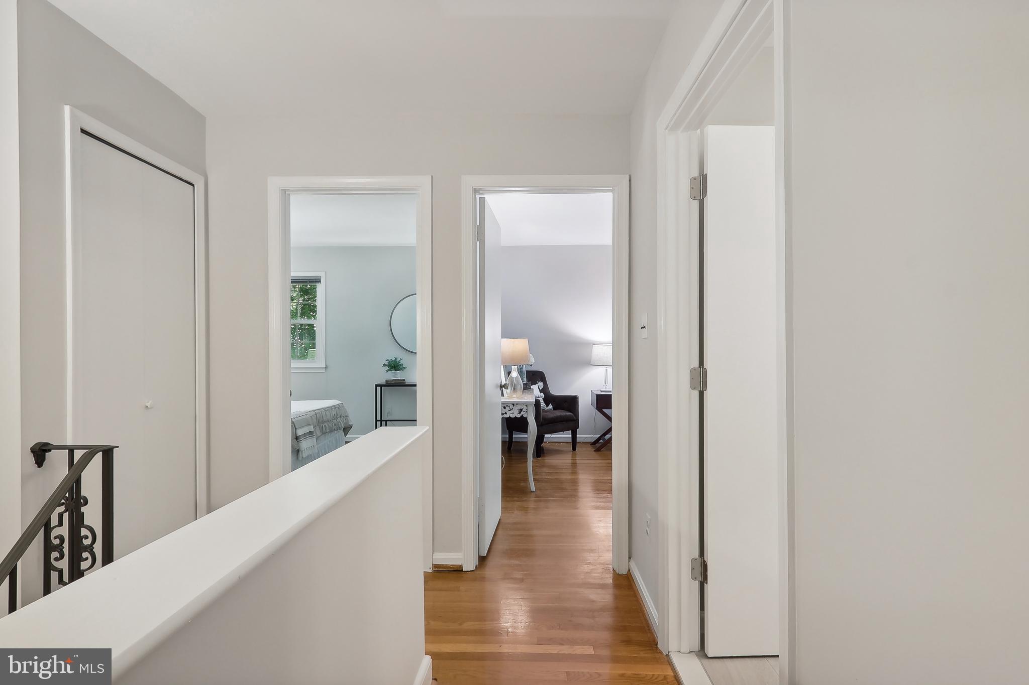 SUTTON PLACE - Residential