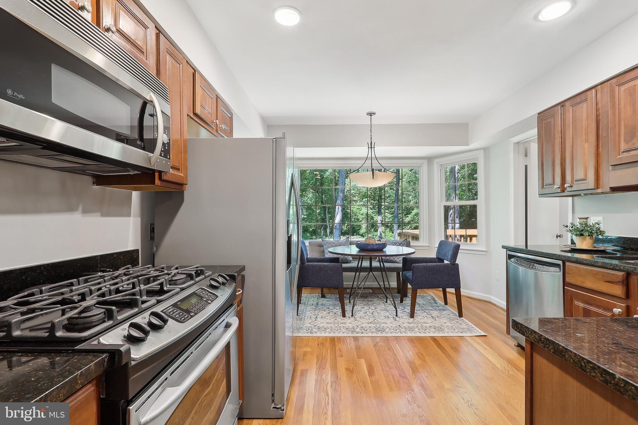 SUTTON PLACE - Residential