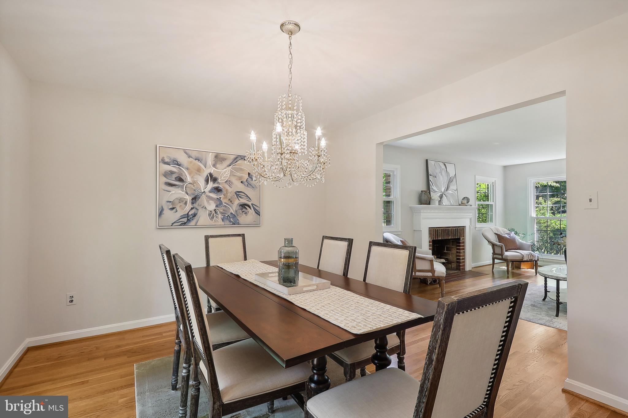 SUTTON PLACE - Residential