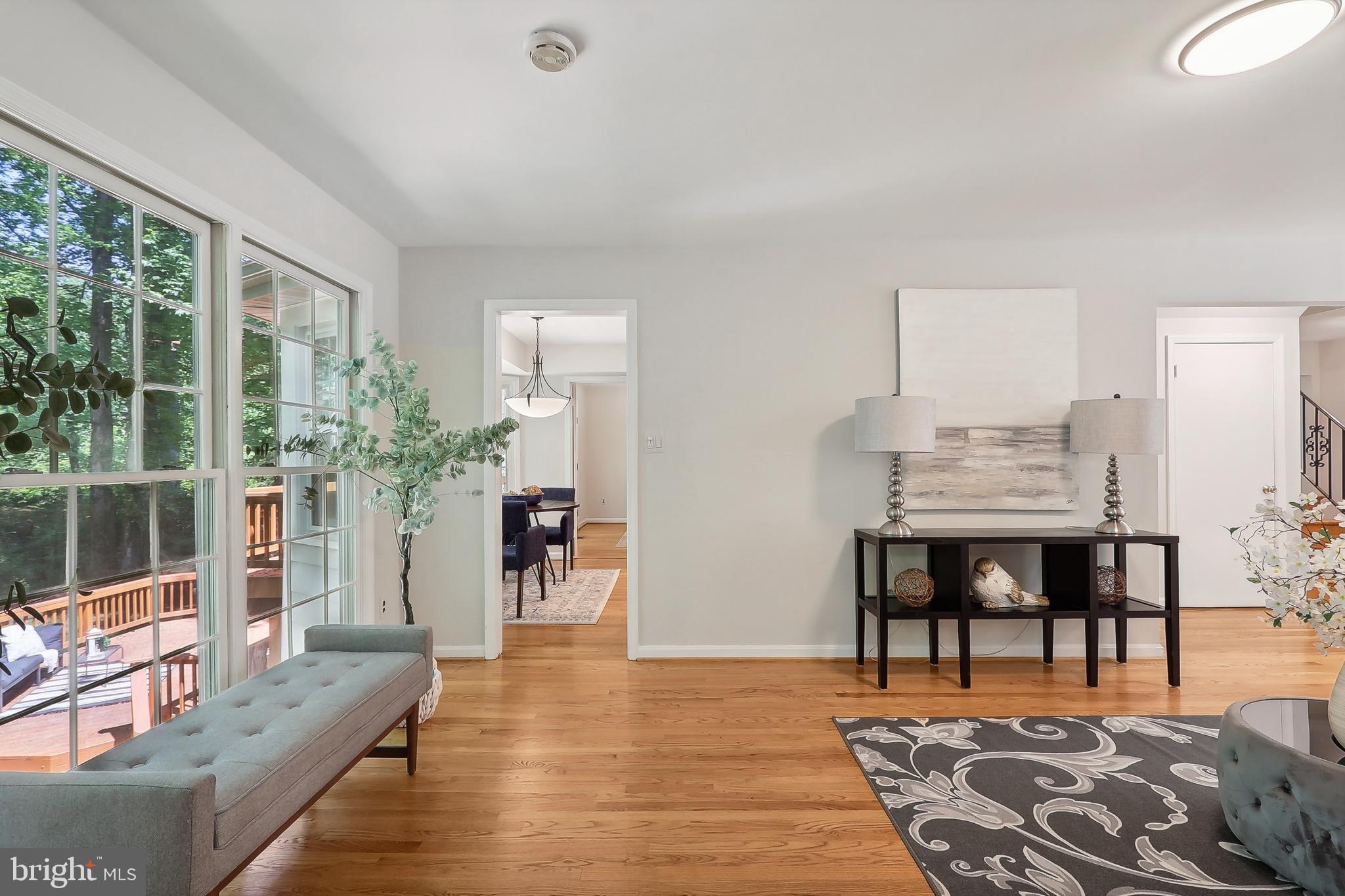 SUTTON PLACE - Residential