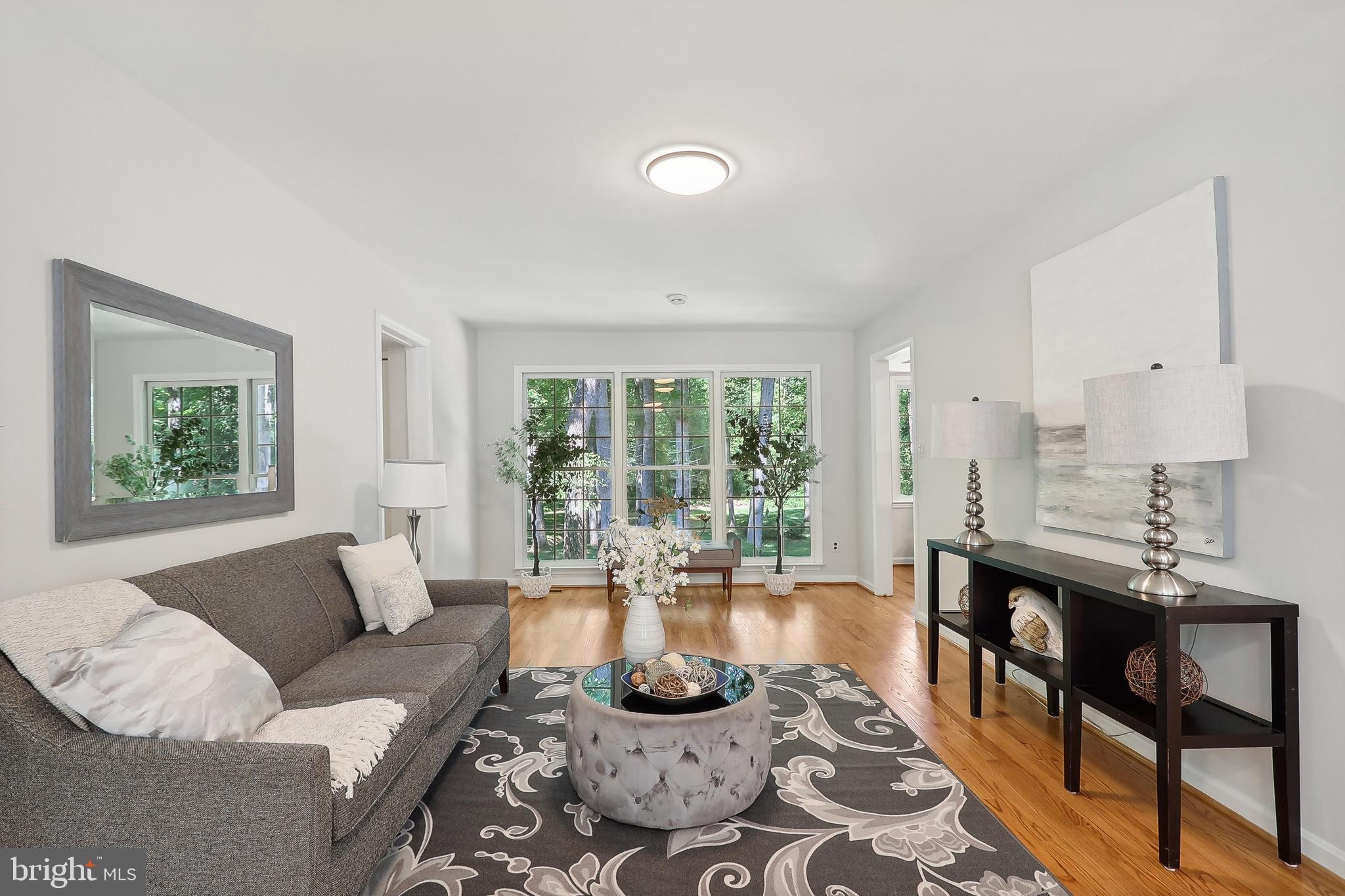 SUTTON PLACE - Residential