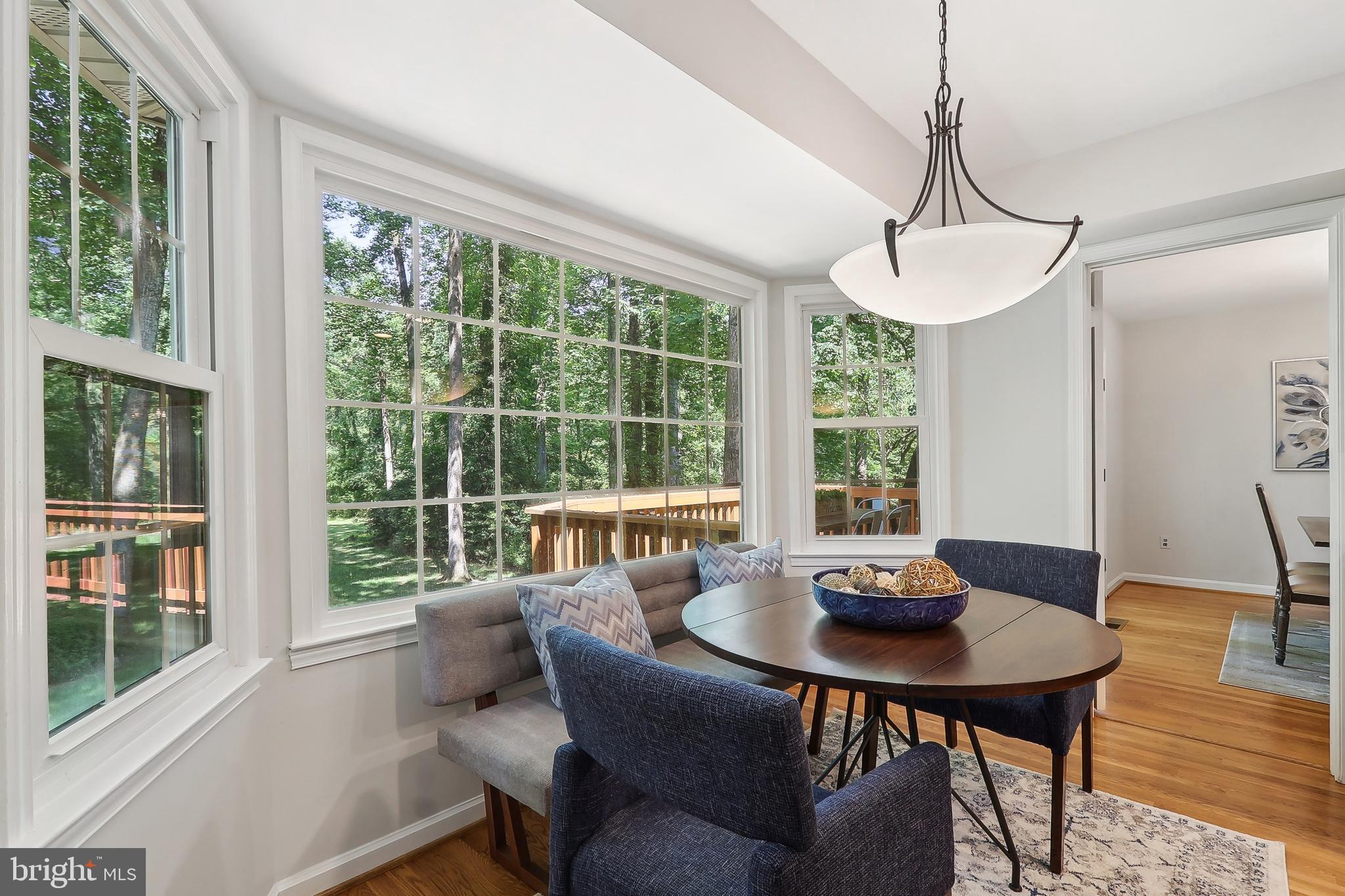 SUTTON PLACE - Residential