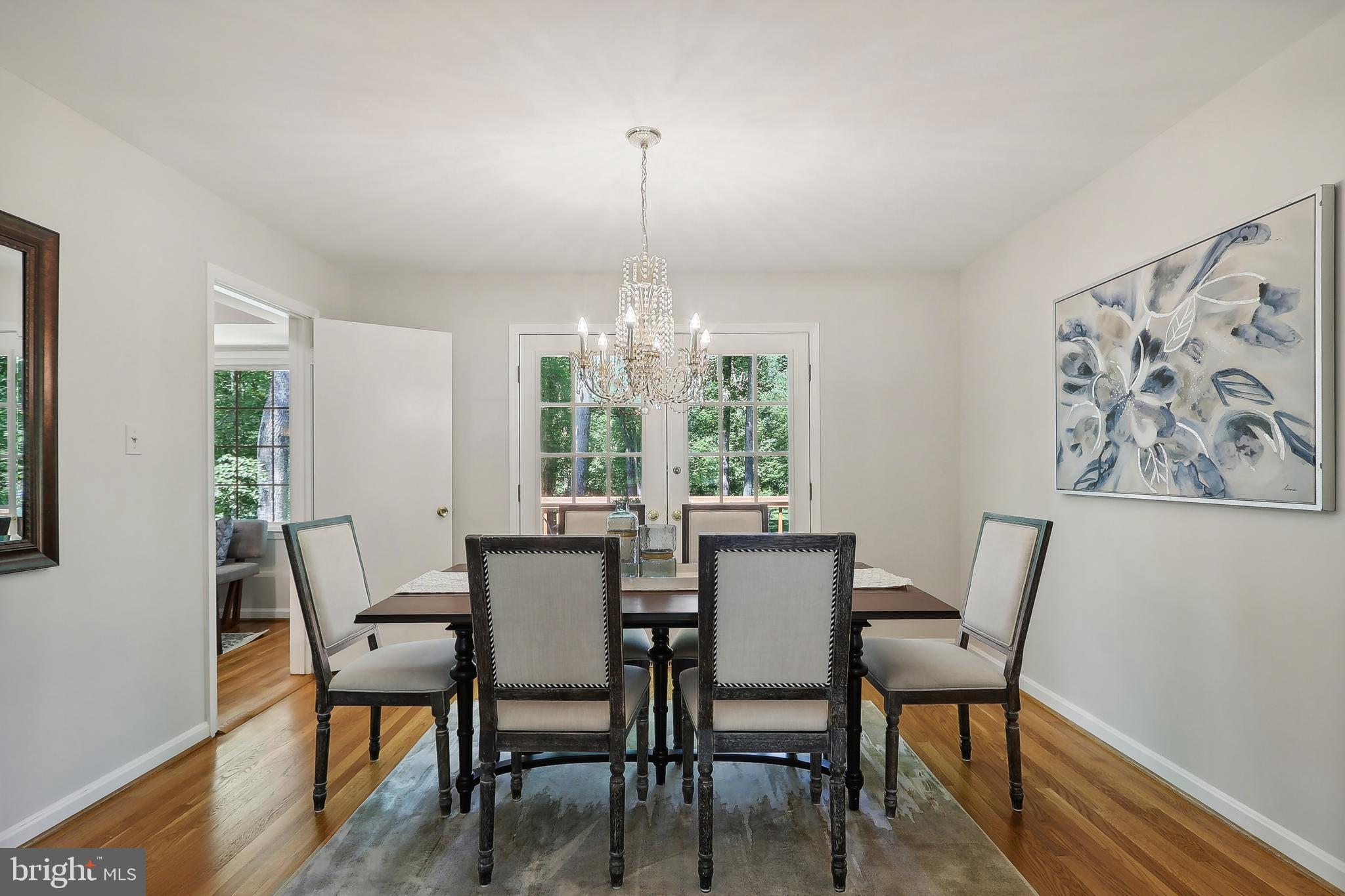 SUTTON PLACE - Residential