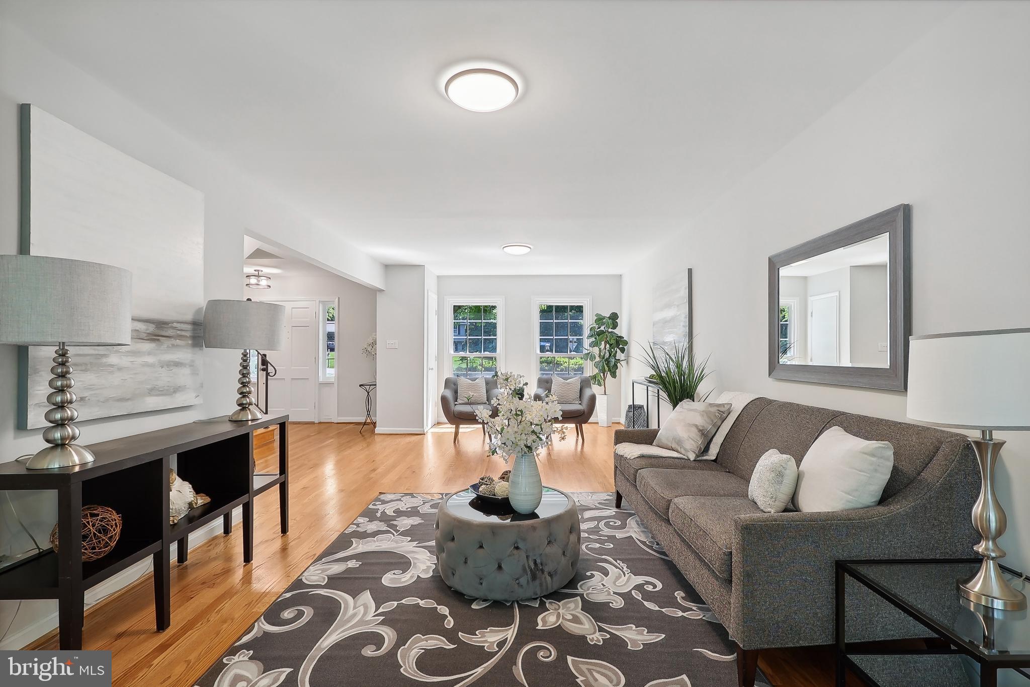 SUTTON PLACE - Residential