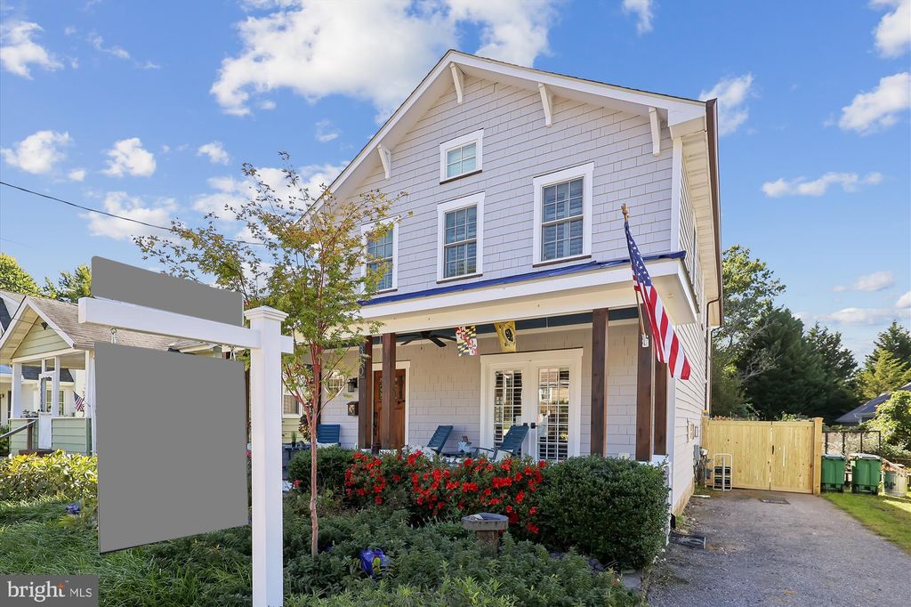 Photo of 310 Adams Street, ANNAPOLIS, MD 21403 (MLS # MDAA2127708)
