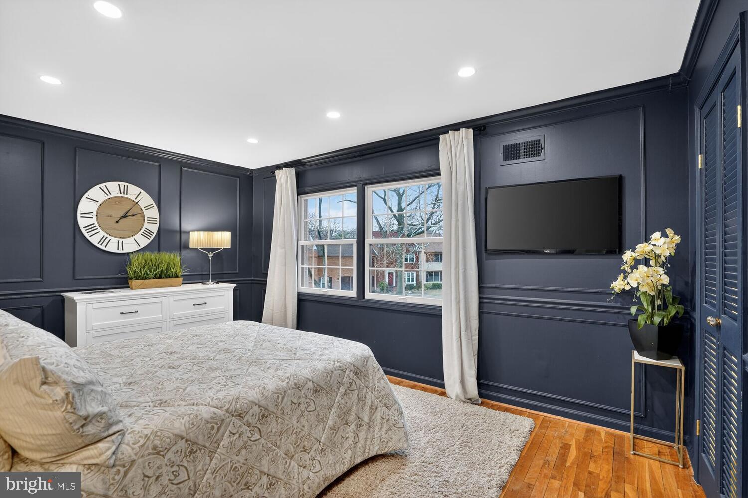 CHARLESTOWN - Residential