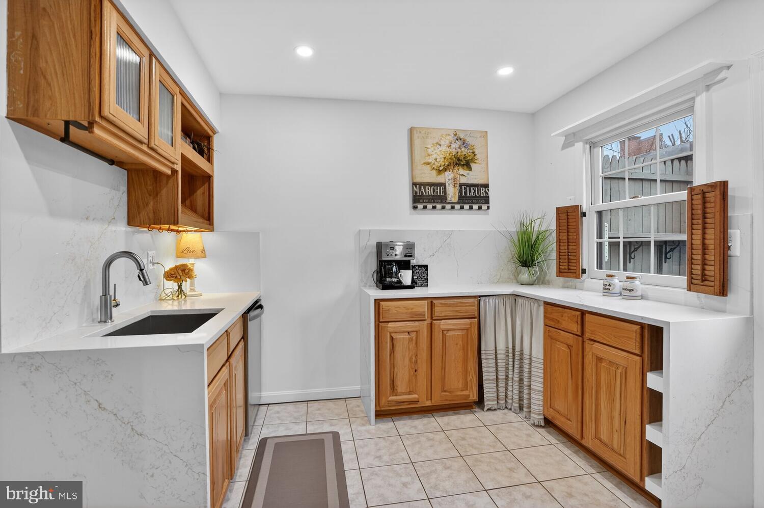 CHARLESTOWN - Residential