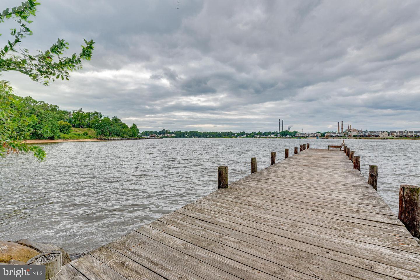 RIVIERA BEACH - Residential Lease