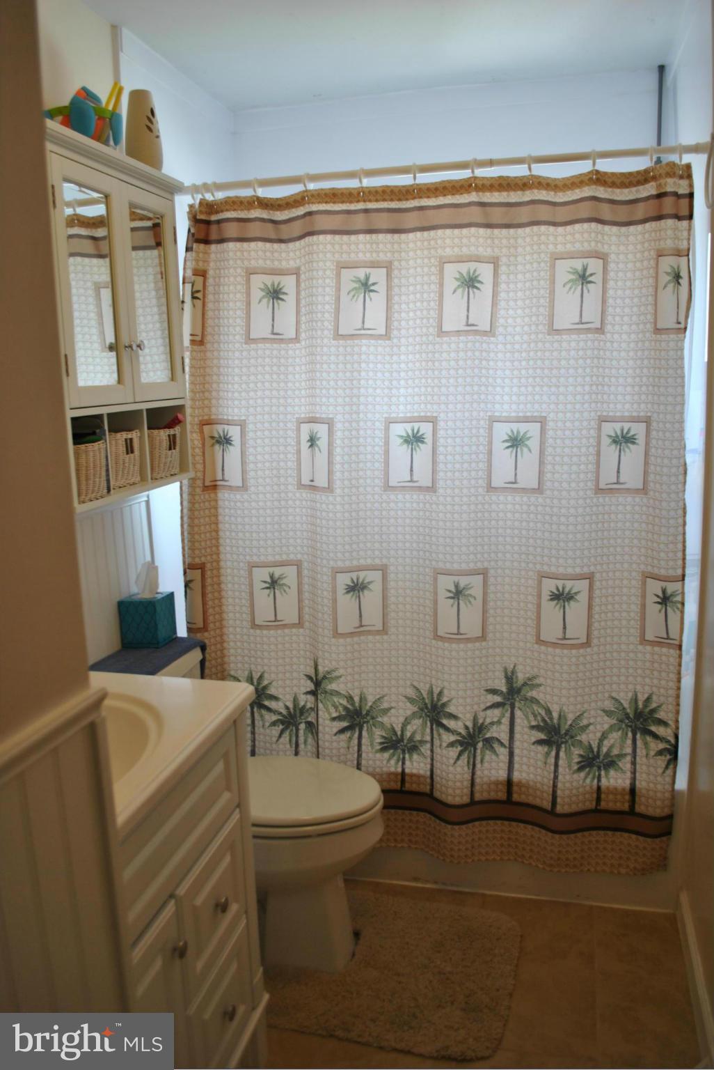 CAPITAL ESTATES - Residential