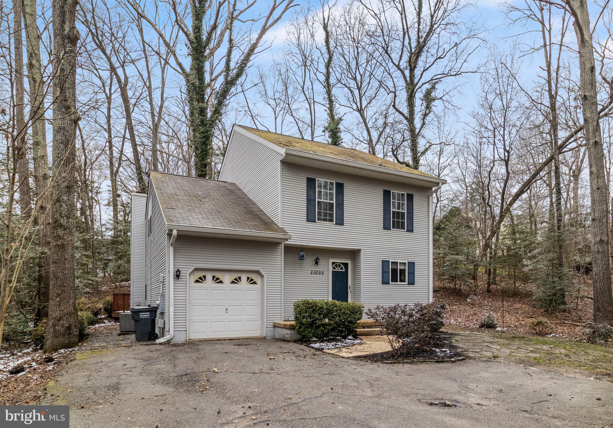 ELM COURT OF WILDEWOOD - Residential