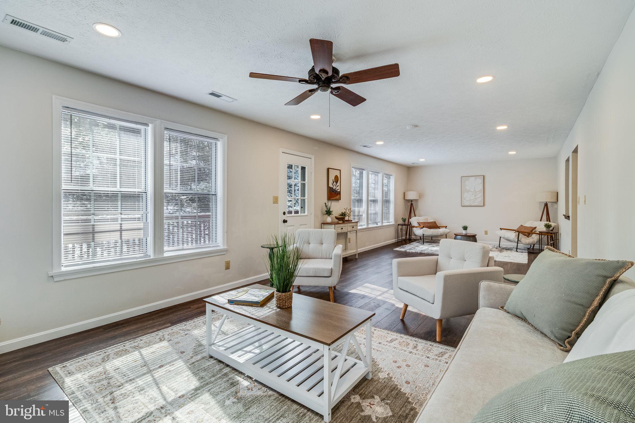 ELM COURT OF WILDEWOOD - Residential