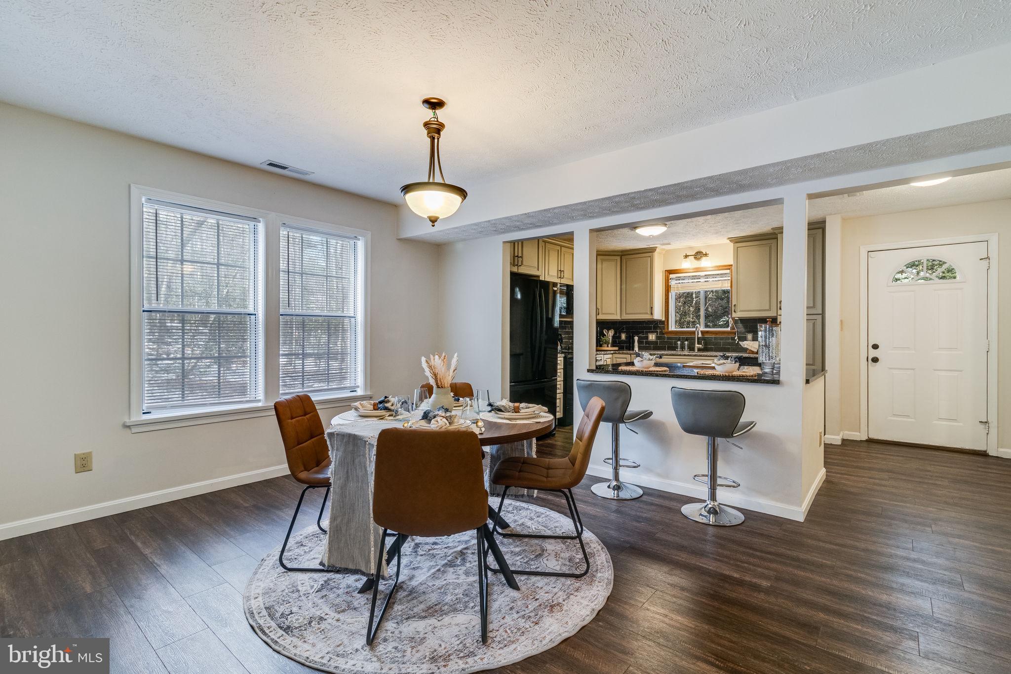 ELM COURT OF WILDEWOOD - Residential