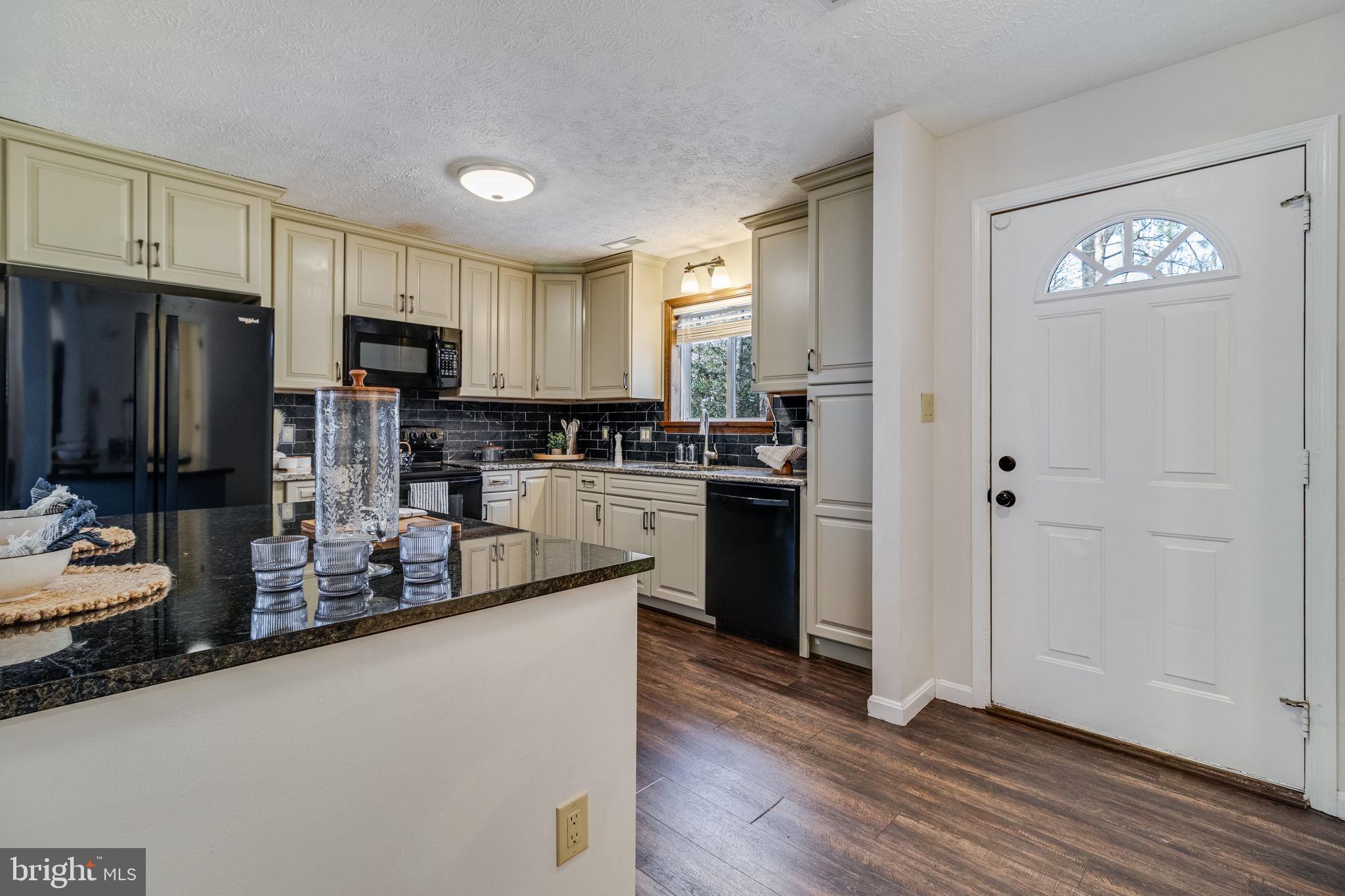 ELM COURT OF WILDEWOOD - Residential