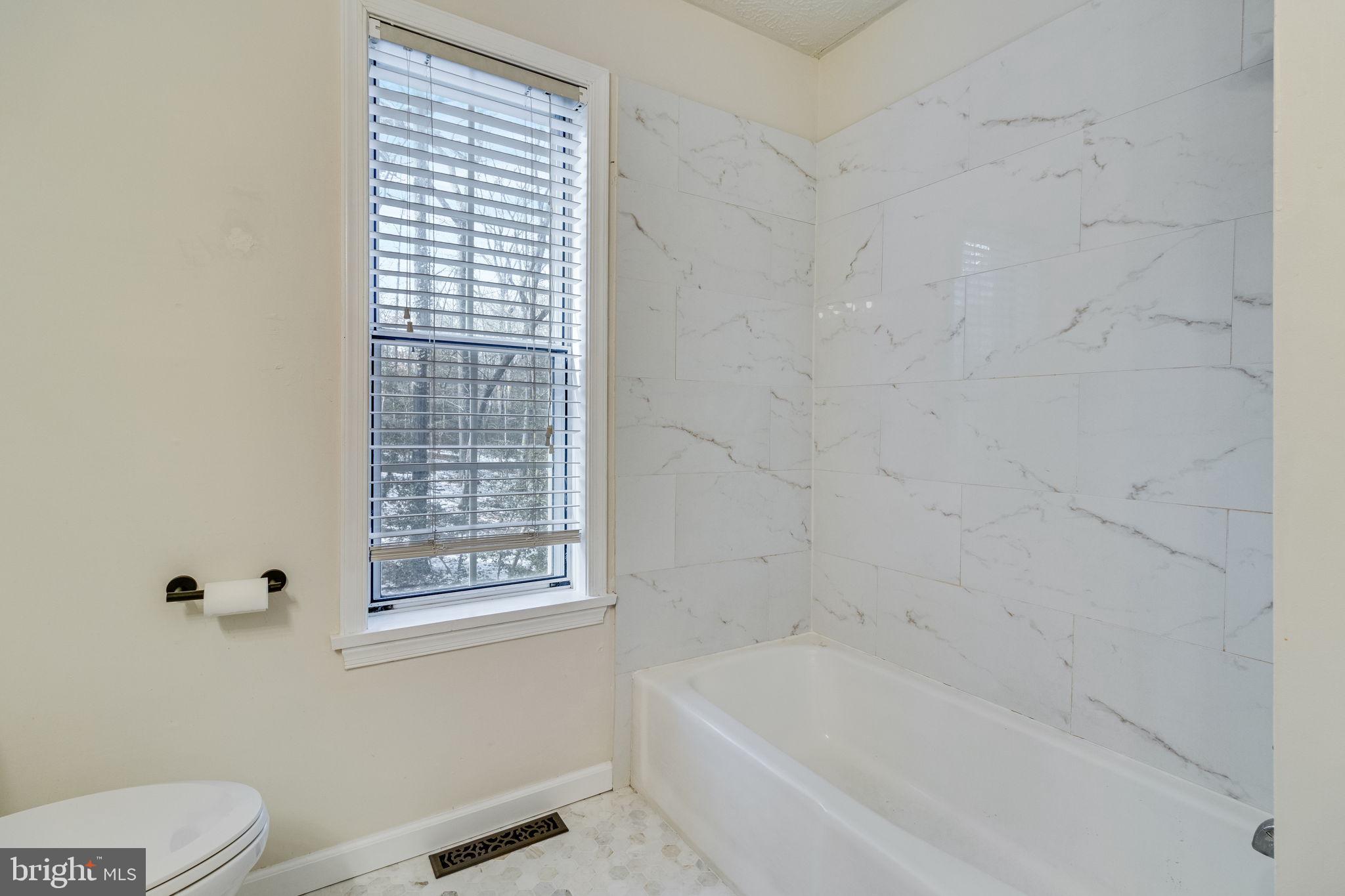 ELM COURT OF WILDEWOOD - Residential