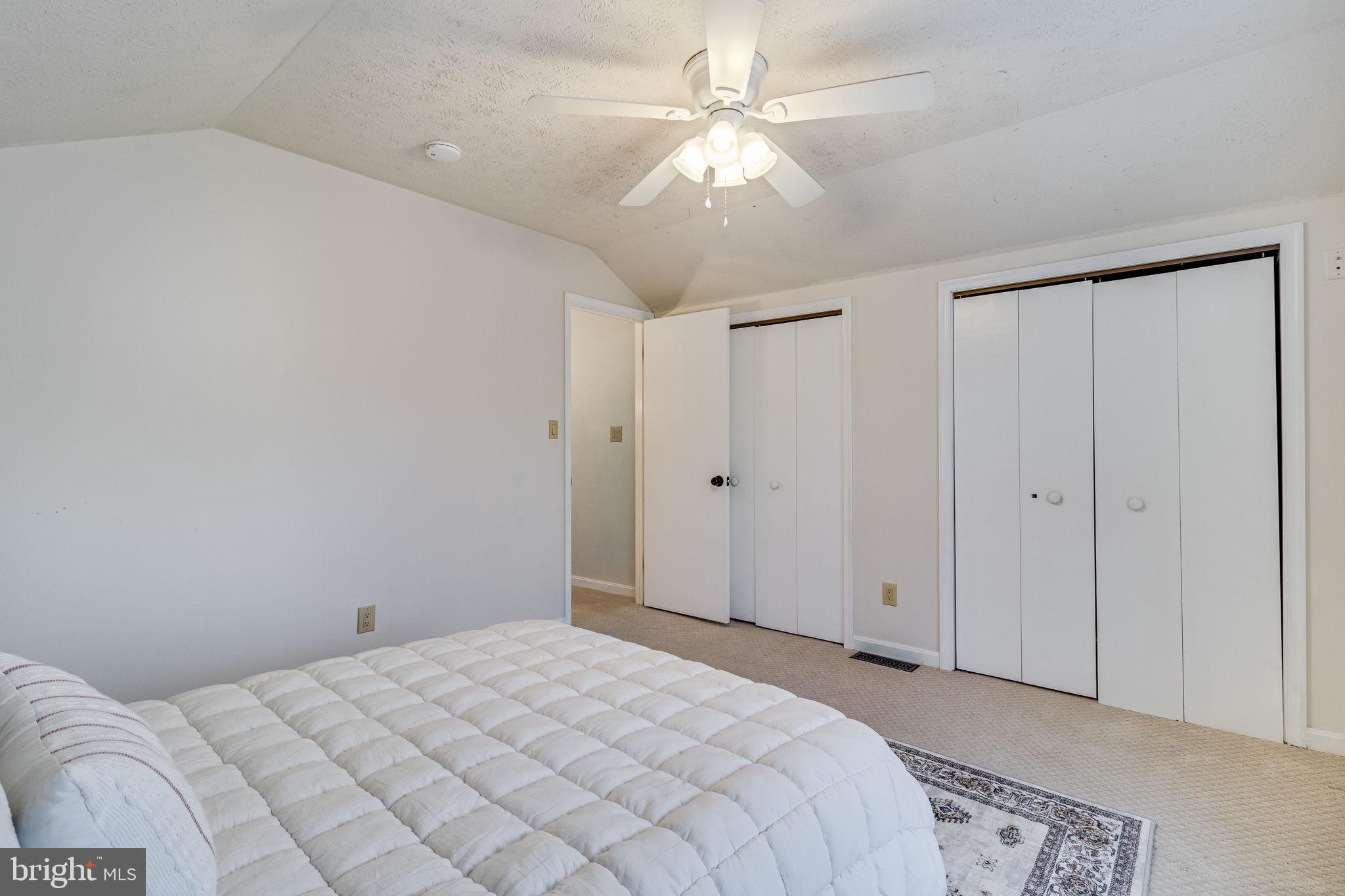 ELM COURT OF WILDEWOOD - Residential