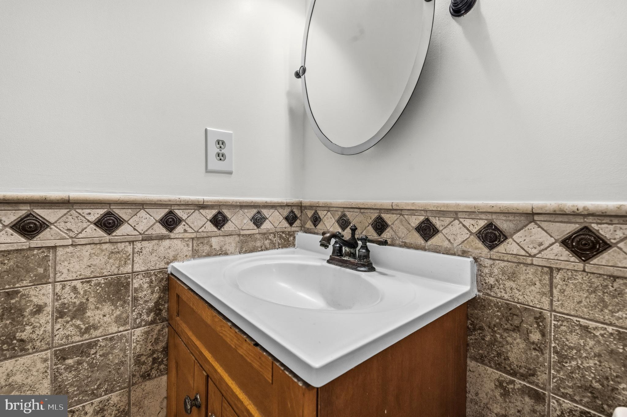 WAVERLY WEST - Residential