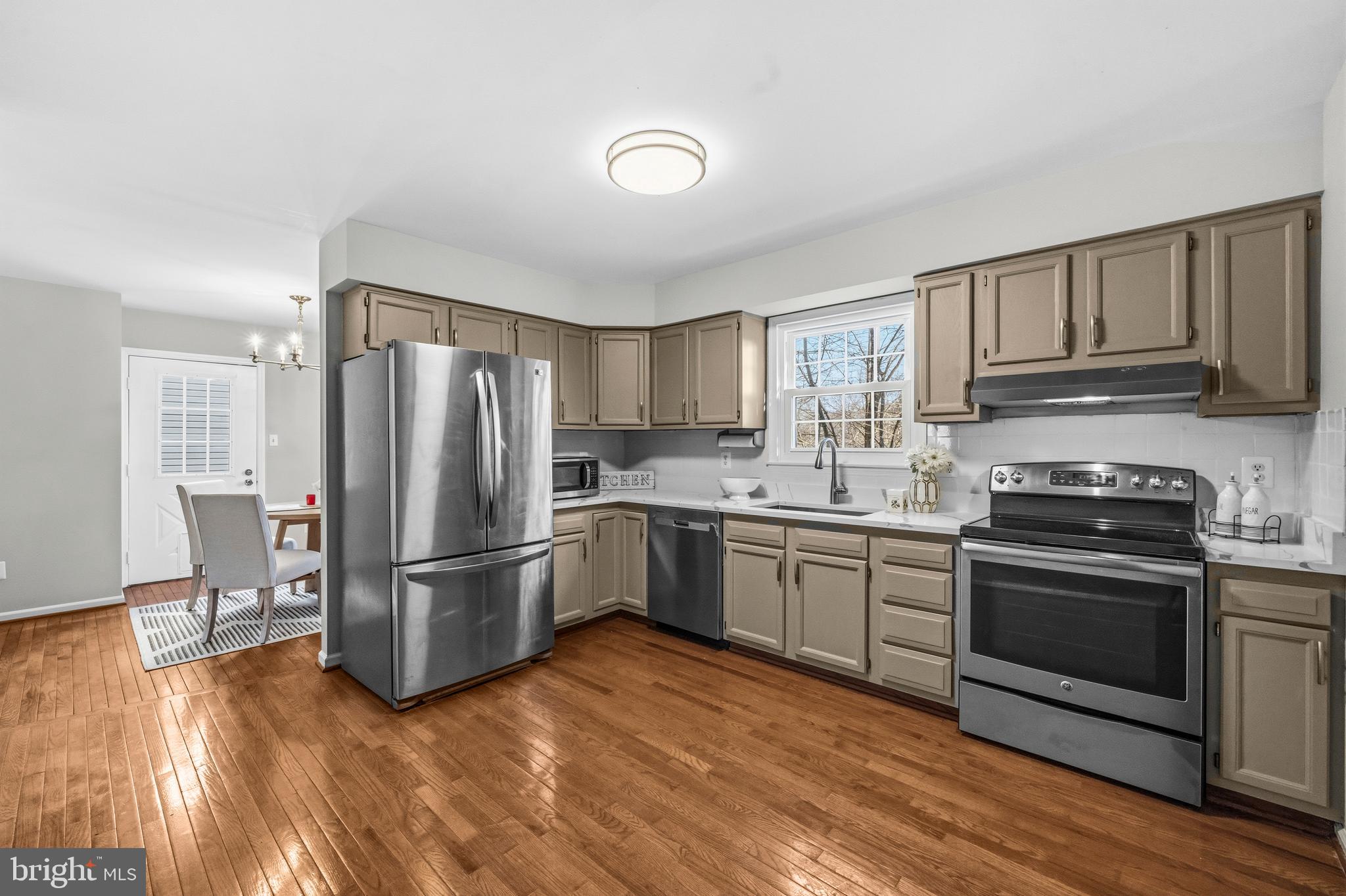 WAVERLY WEST - Residential