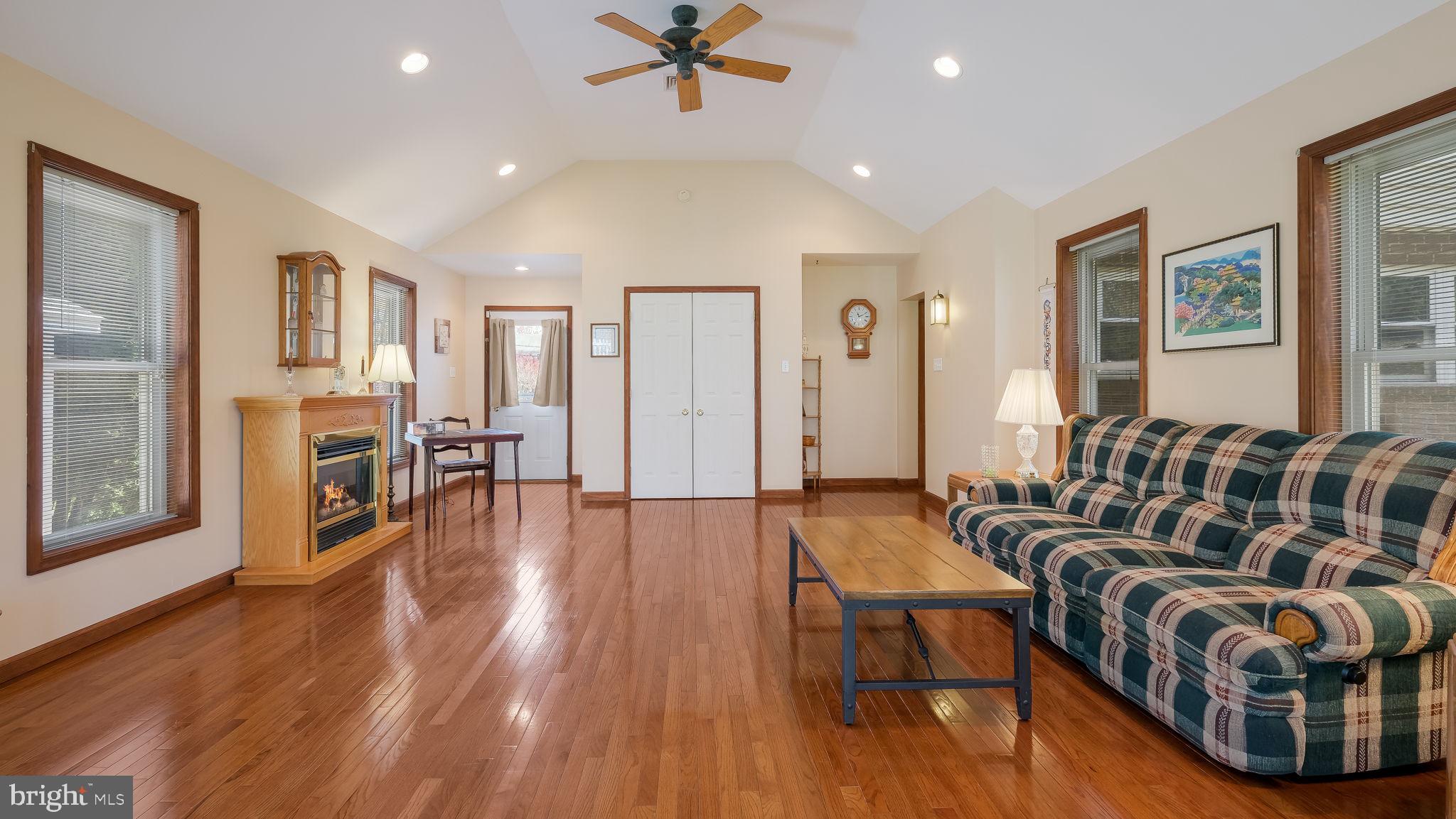 PLYMOUTH MEETING - Residential