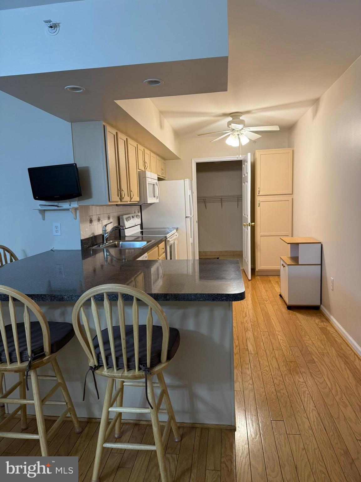 GREENS AT WESTOVER - Residential Lease