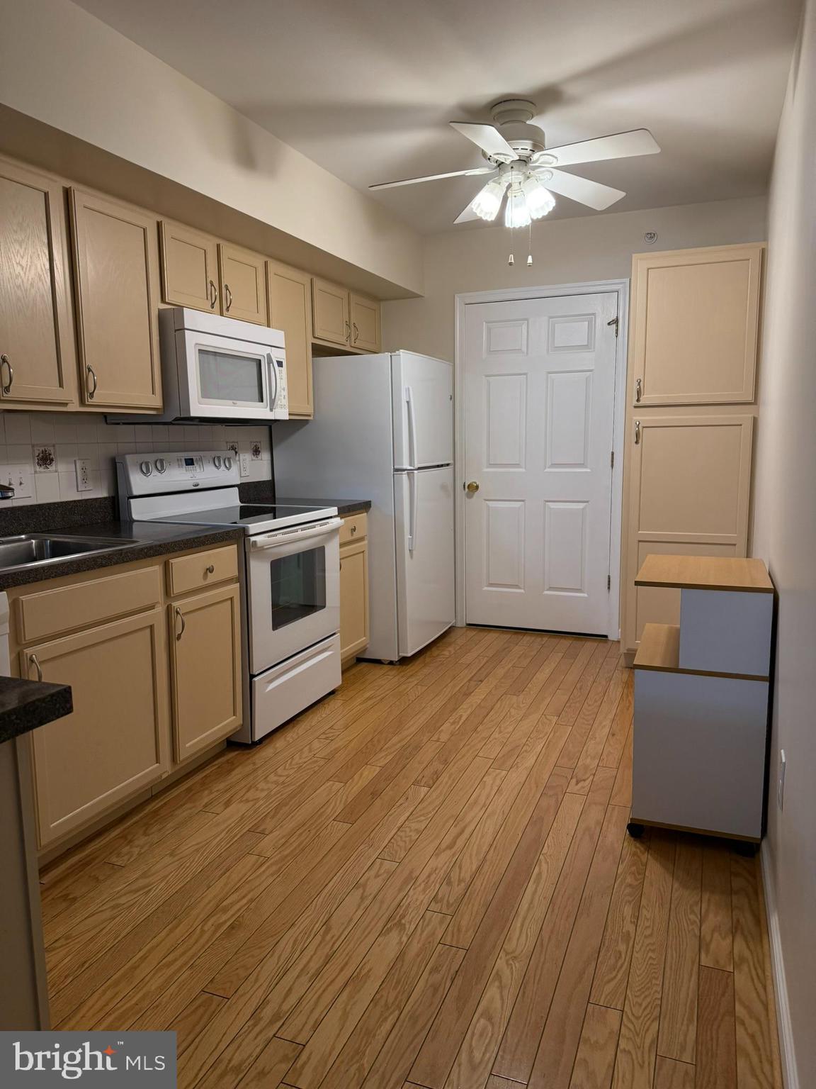 GREENS AT WESTOVER - Residential Lease