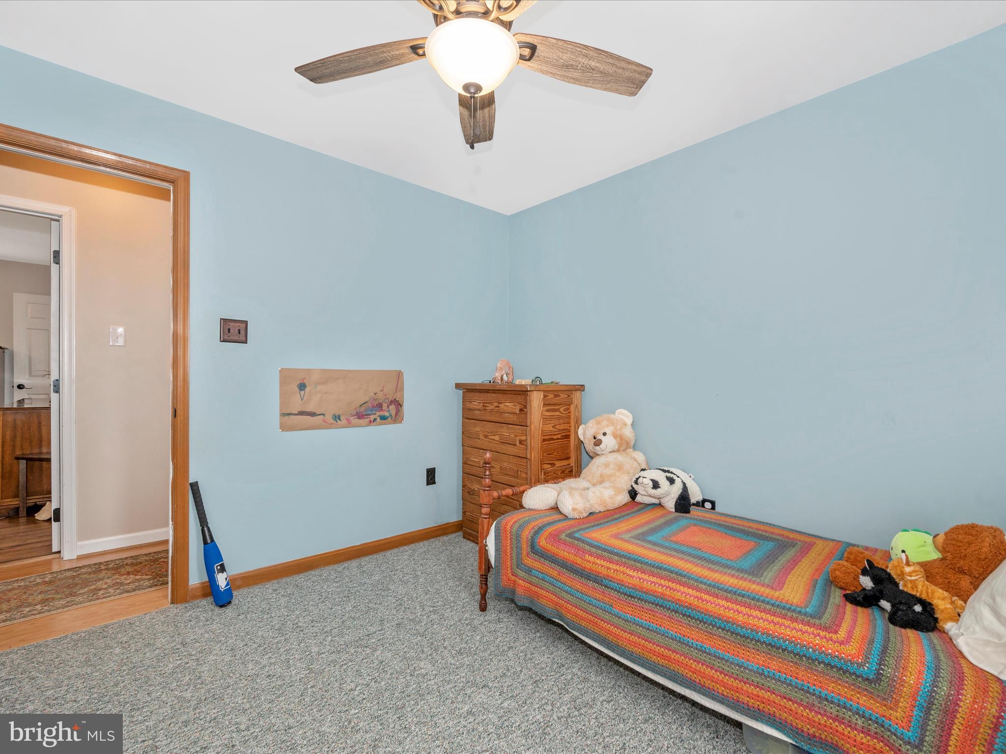 WHISPERING HILLS - Residential