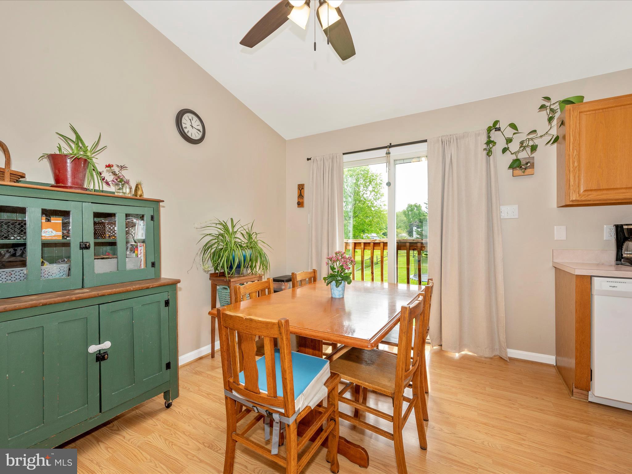 WHISPERING HILLS - Residential