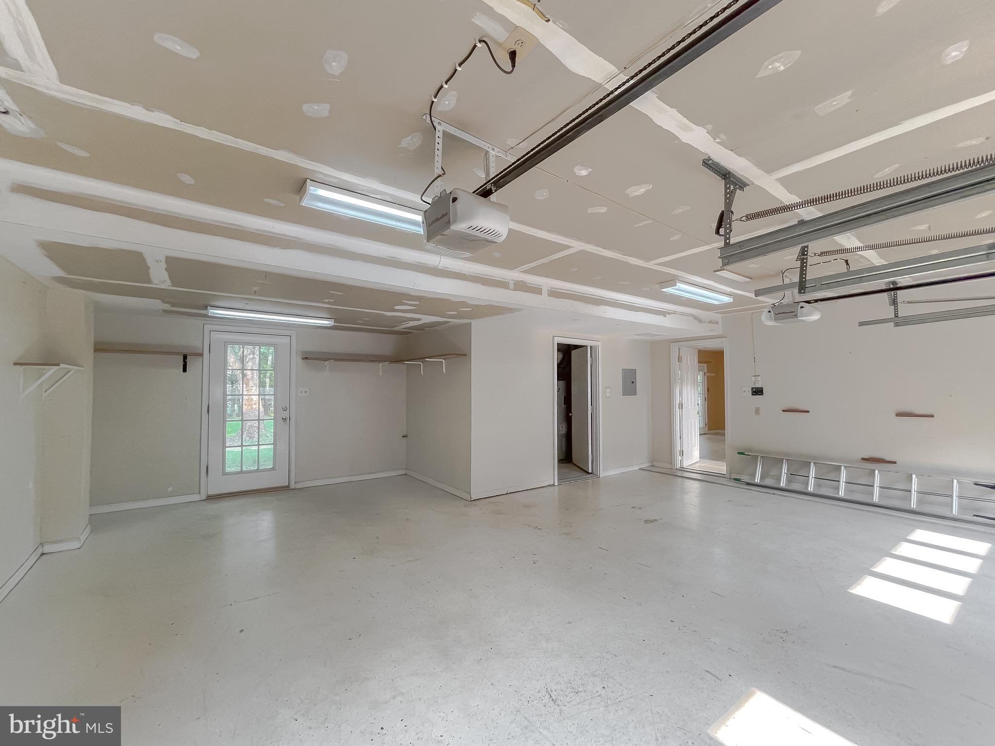 WILDERNESS RUN - Residential Lease