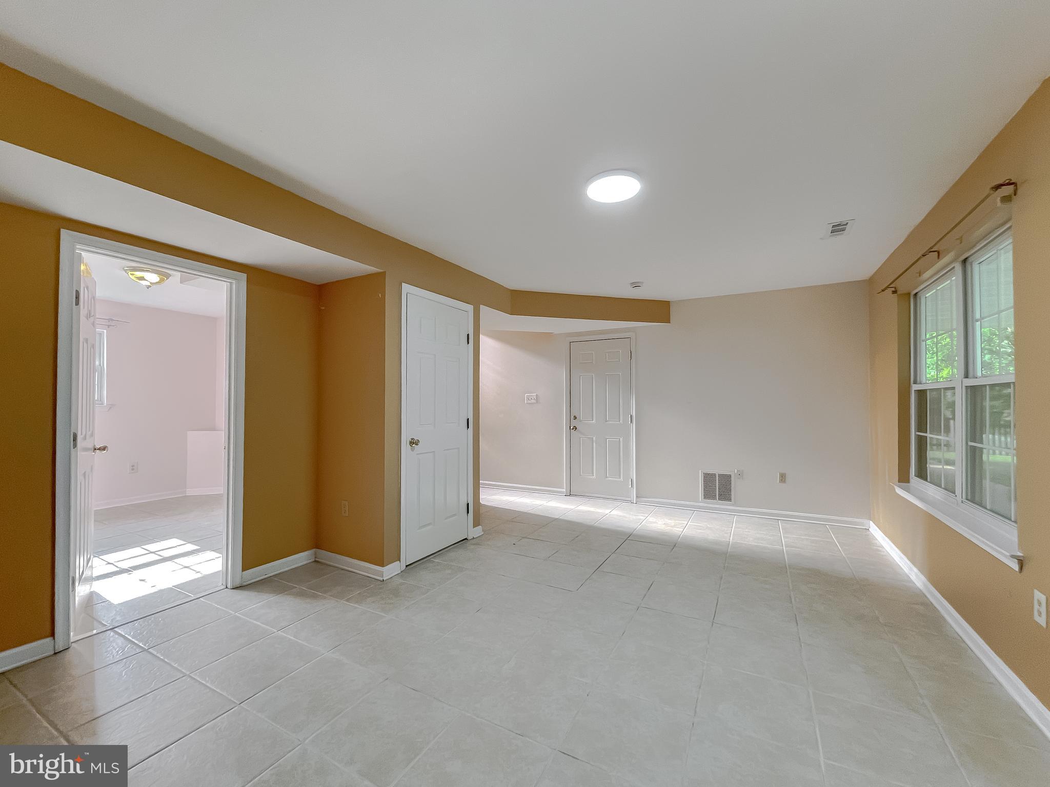 WILDERNESS RUN - Residential Lease