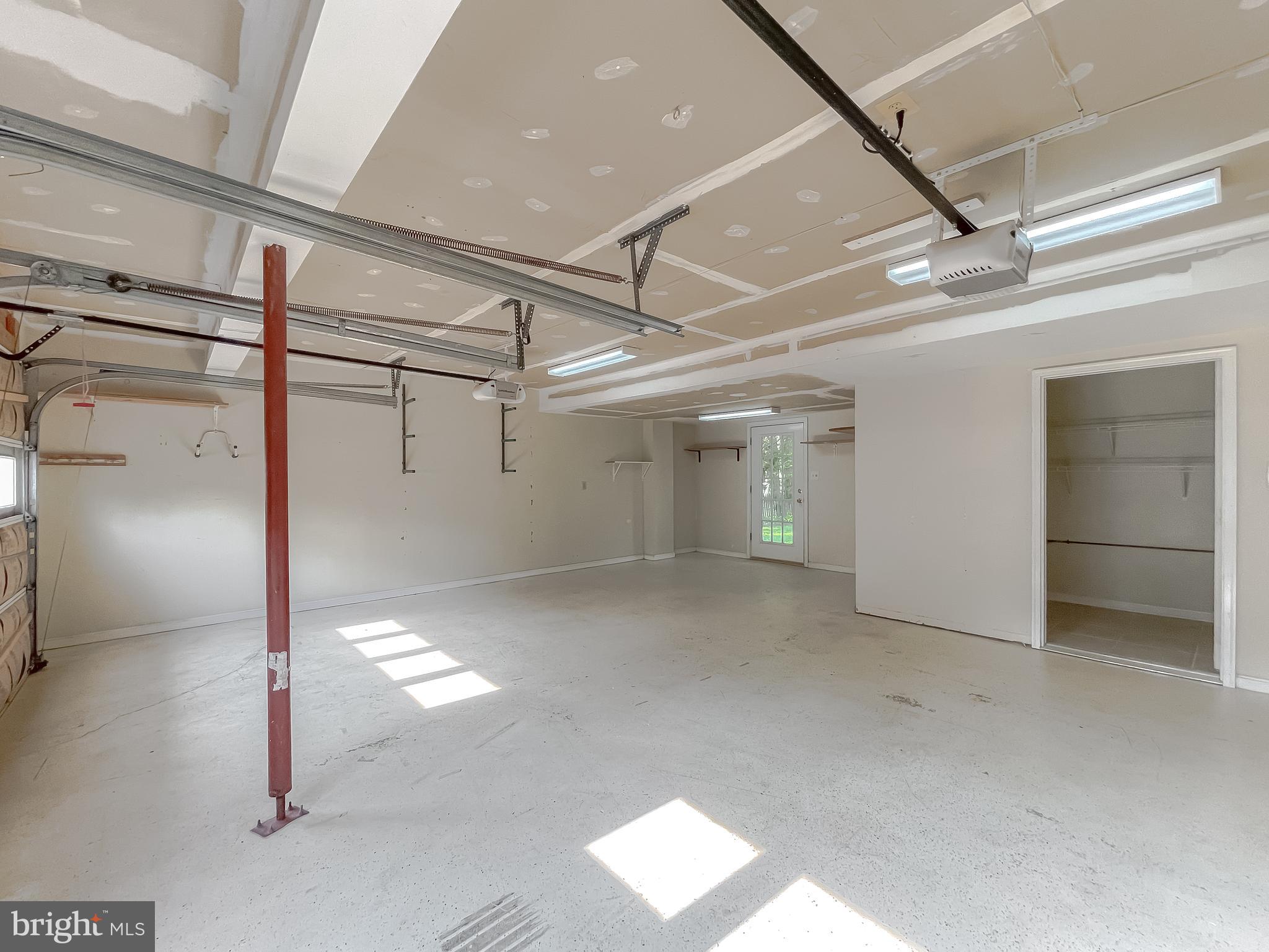 WILDERNESS RUN - Residential Lease