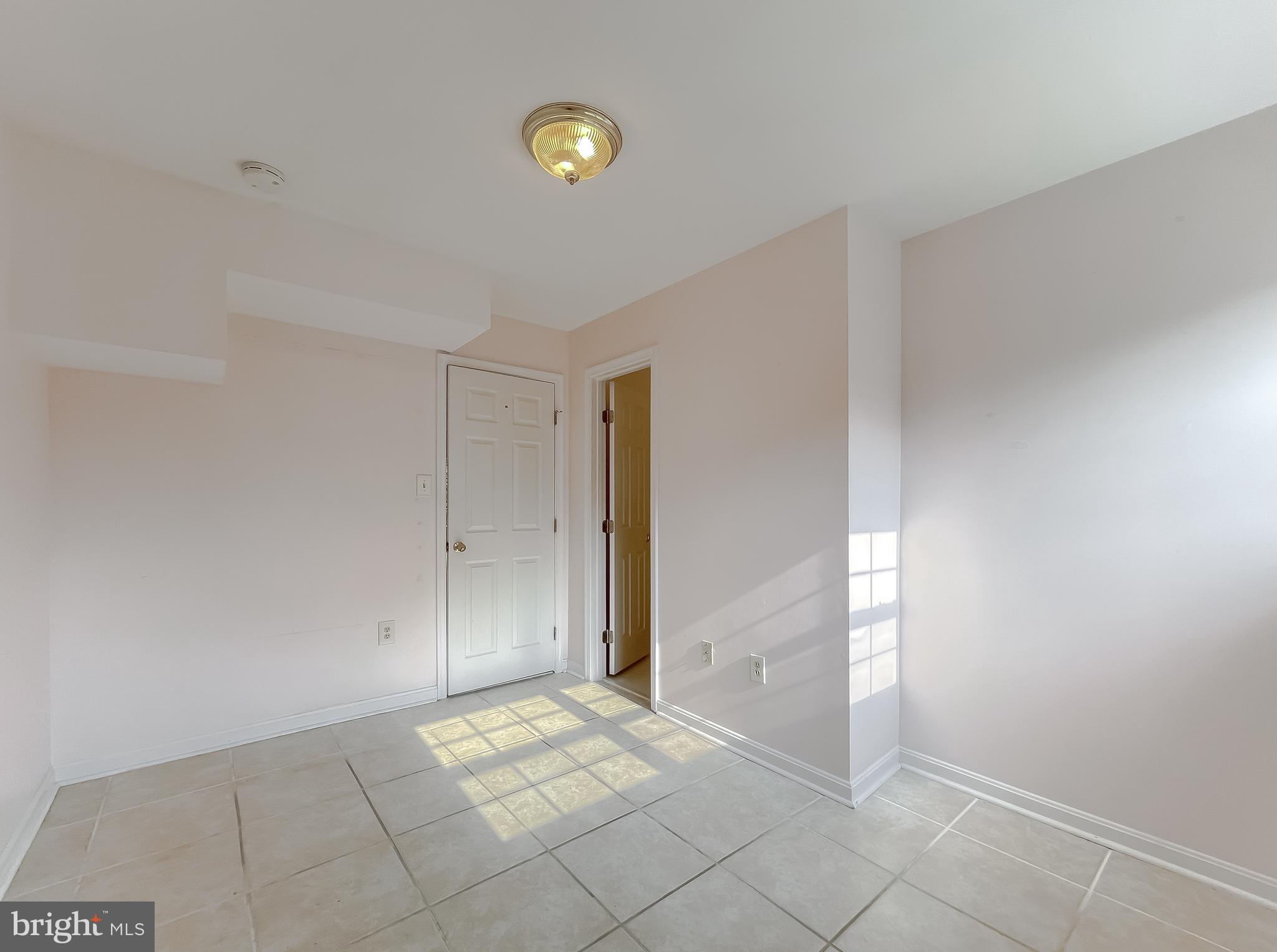 WILDERNESS RUN - Residential Lease