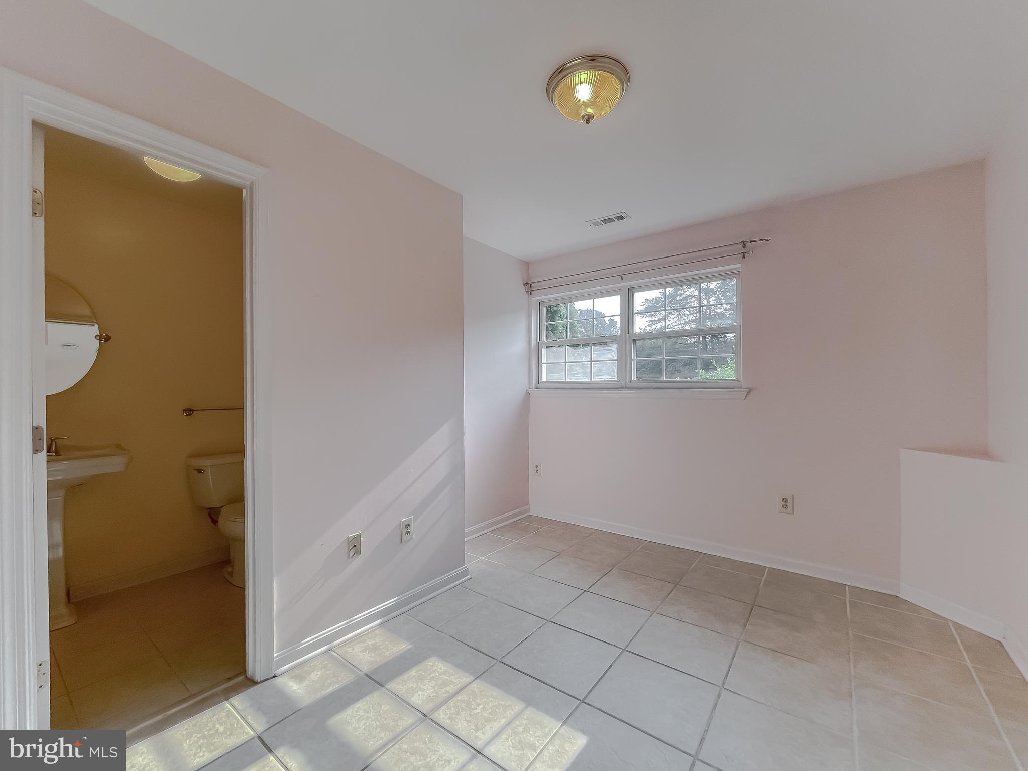 WILDERNESS RUN - Residential Lease