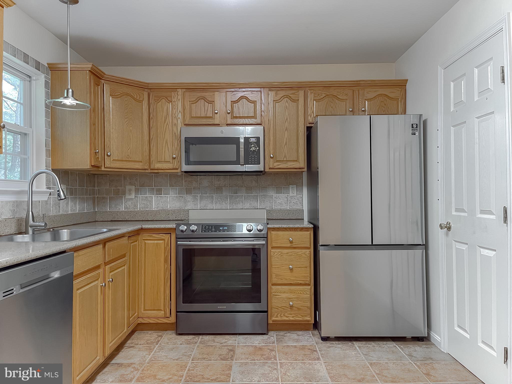 WILDERNESS RUN - Residential Lease