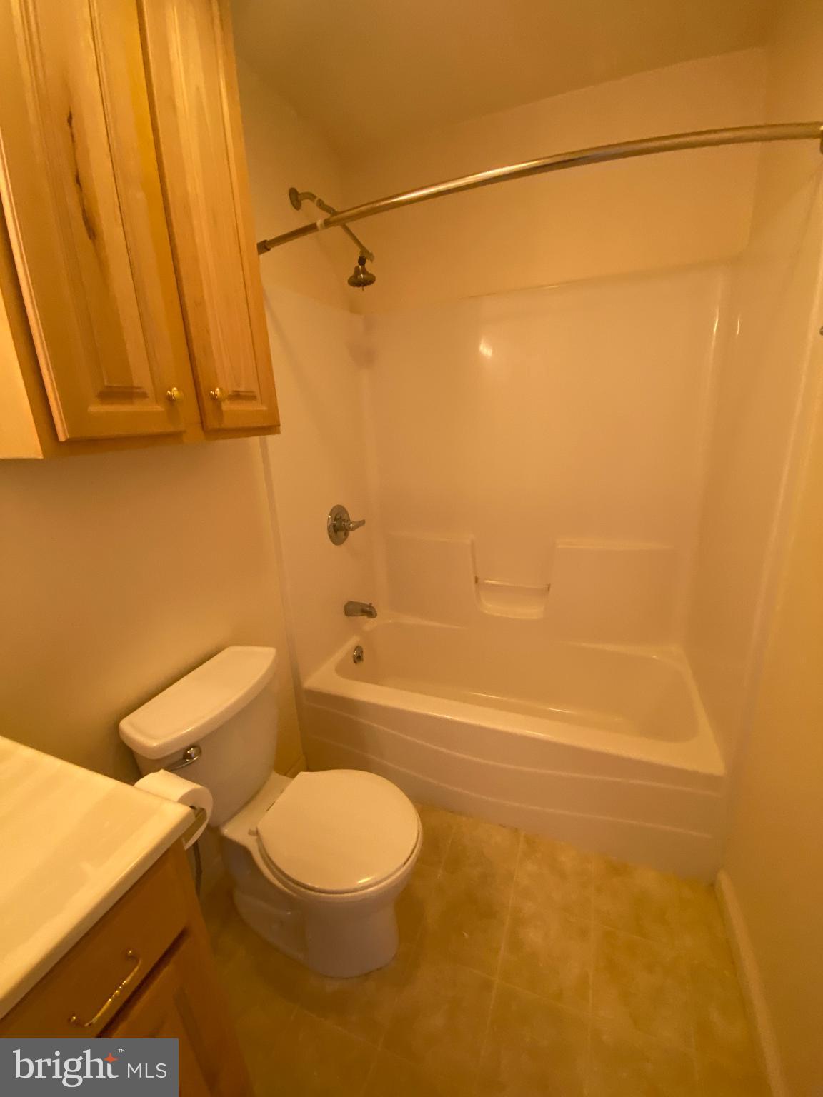 STONEY RUN - Residential Lease