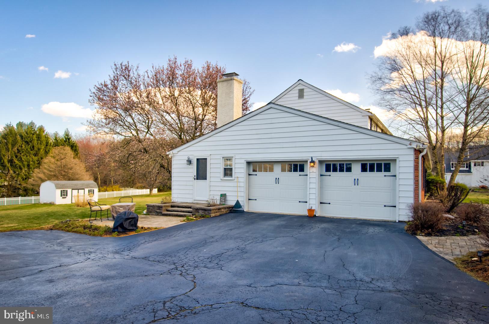 115 DIAMOND ROCK ROAD