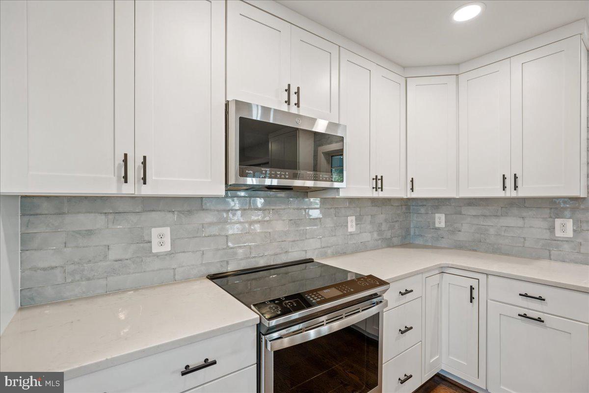 AVONDALE - Residential Lease